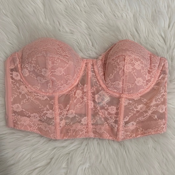 BUSTIER size L us, I think it's more a size S/M, brand FOREVER 21, color pink. - Picture 1 of 3